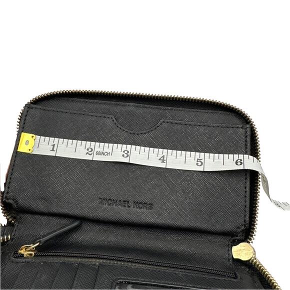 MICHAEL KORS Black Zip Around Wallet - Picture 5 of 7
